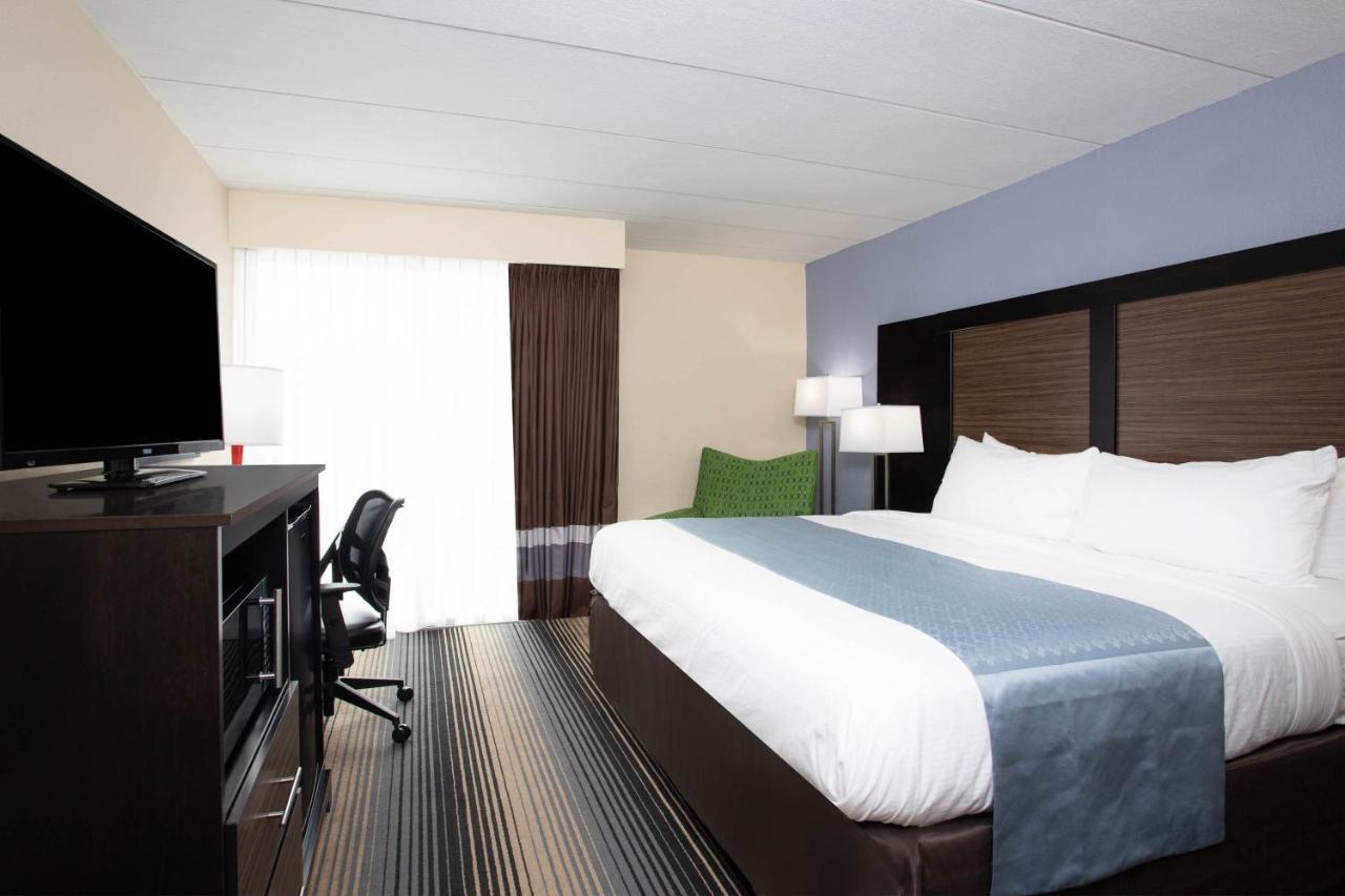 Wingate By Wyndham Bloomington Hotel Bagian luar foto