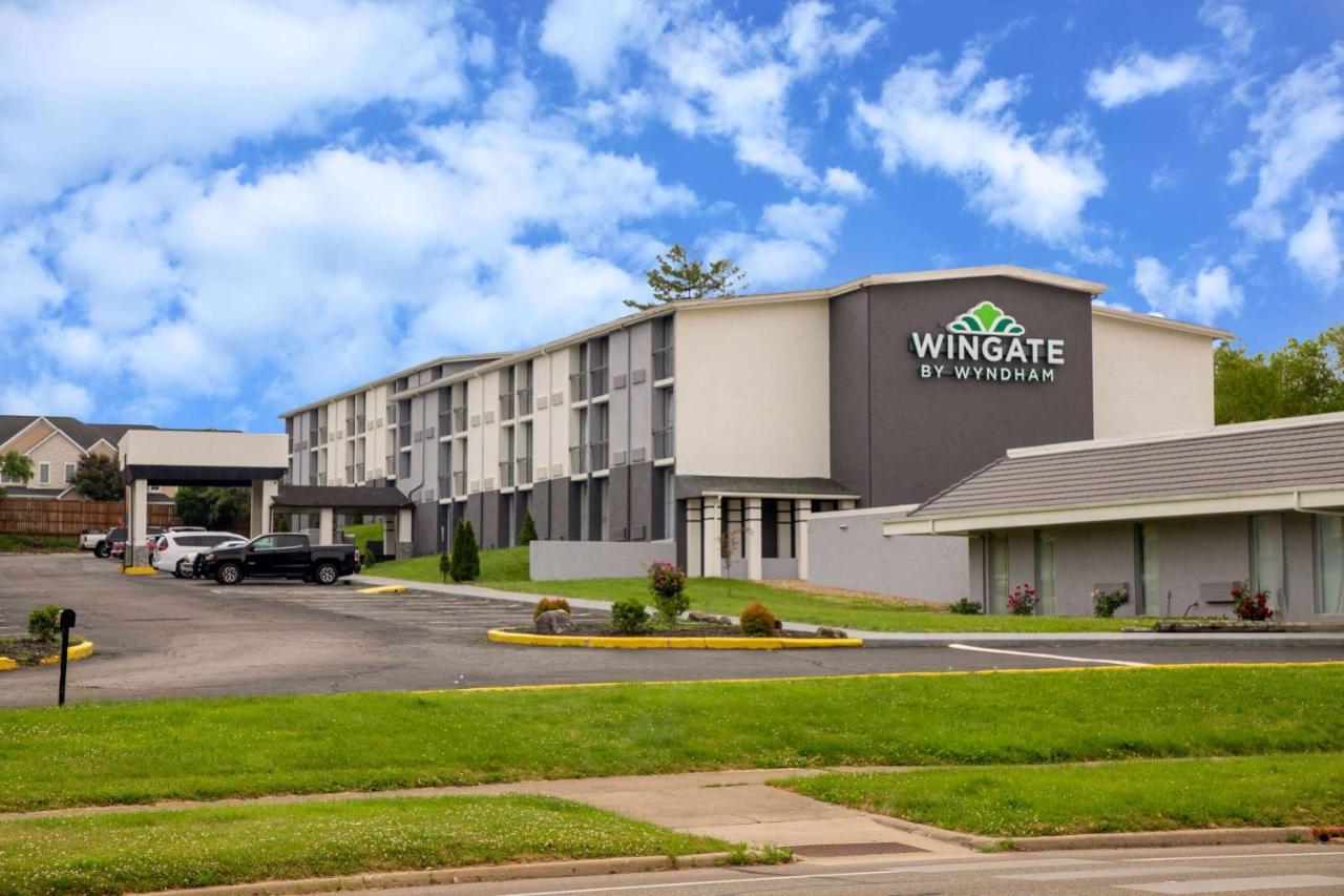 Wingate By Wyndham Bloomington Hotel Bagian luar foto