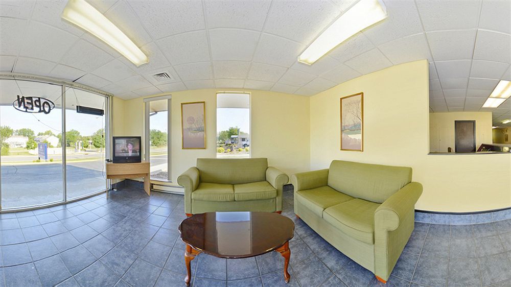 Wingate By Wyndham Bloomington Hotel Bagian luar foto