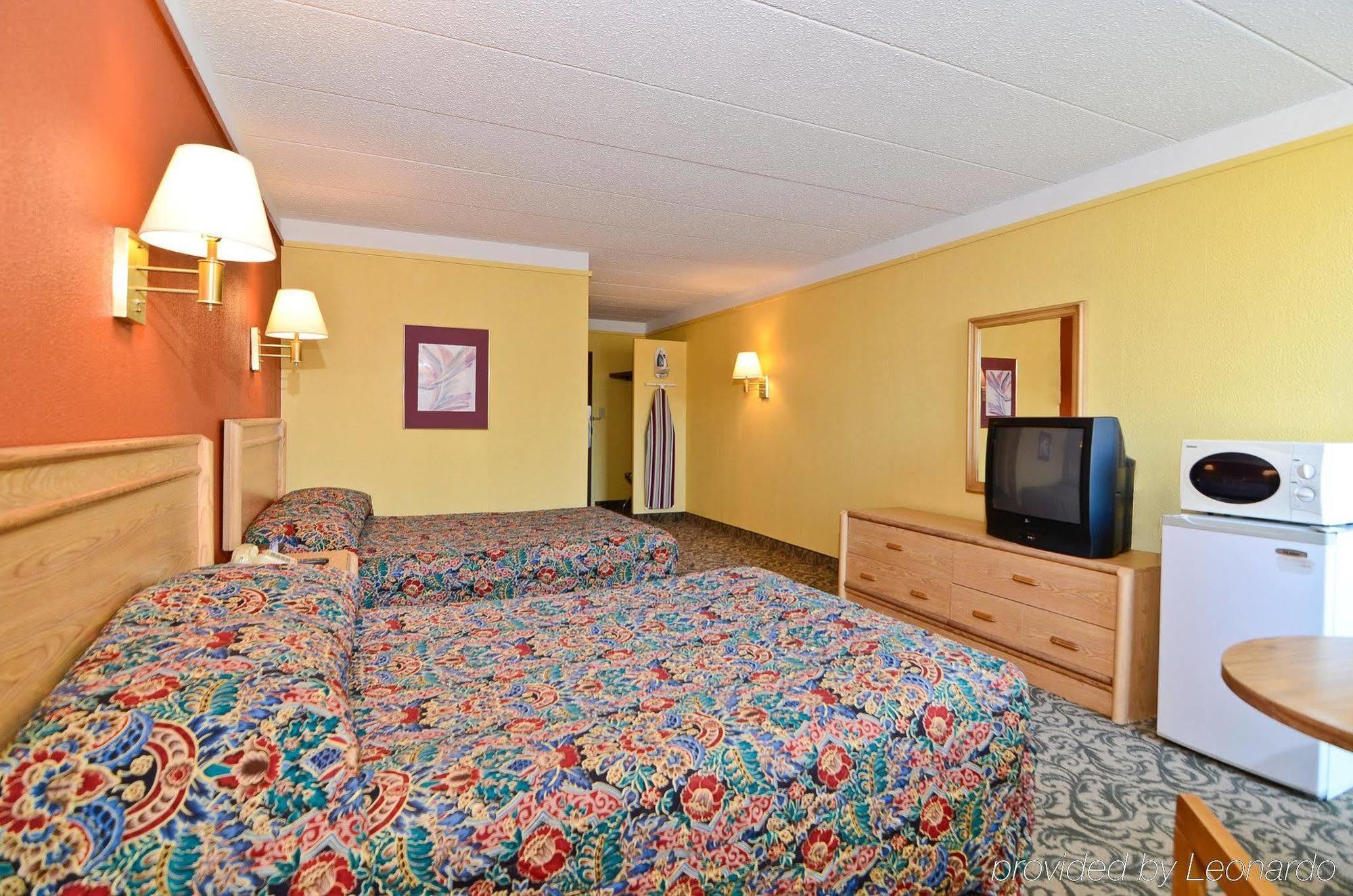 Wingate By Wyndham Bloomington Hotel Ruang foto
