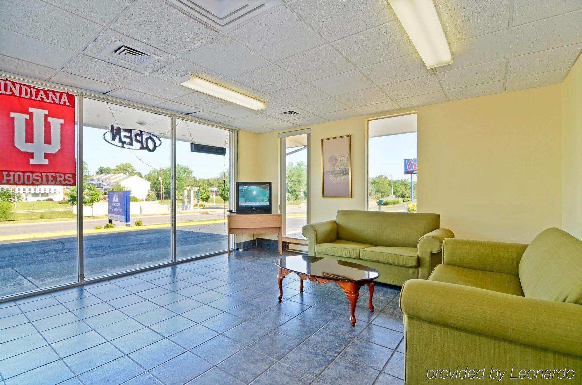 Wingate By Wyndham Bloomington Hotel Interior foto
